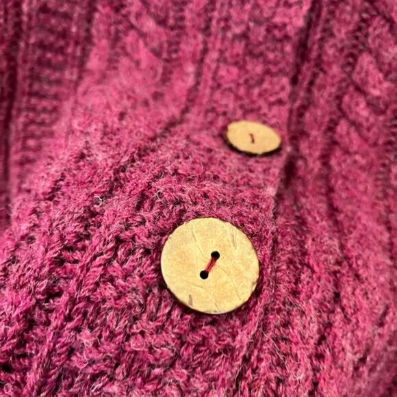 Celtic & Co 100% Pure New Wool Cable Knit Cardigan Sweater Size L Raspberry Red - Picture 7 of 7
